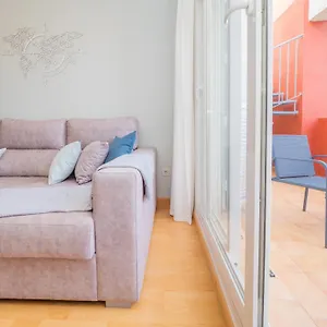 Apartamento Cubo's Benalvistas Urban Love & 2 Free Parking, Benalmádena